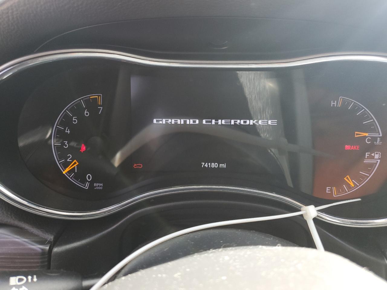 Jeep Grand Cherokee Laredo Image 6