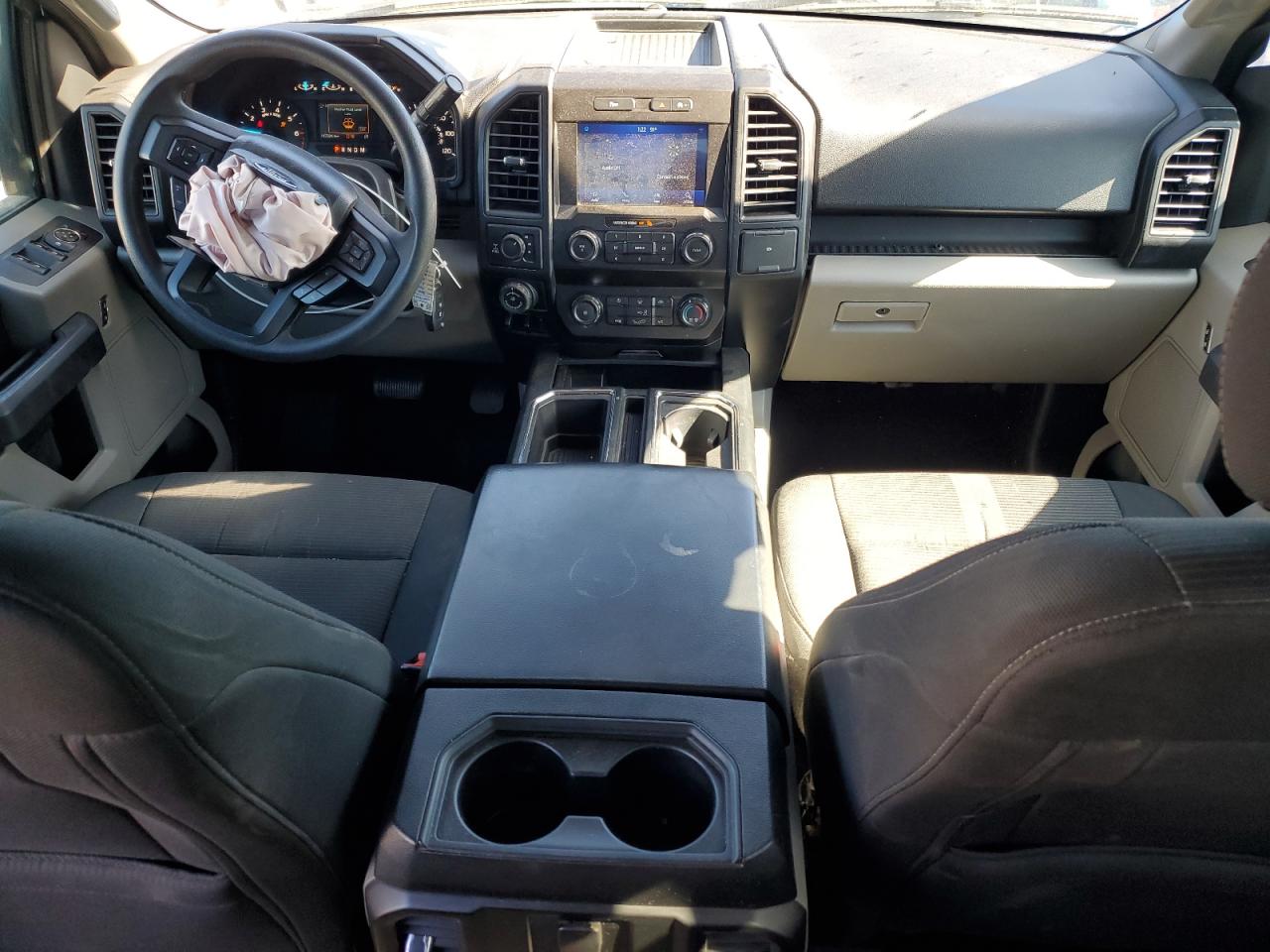 Ford F-150 Supercrew Image 11