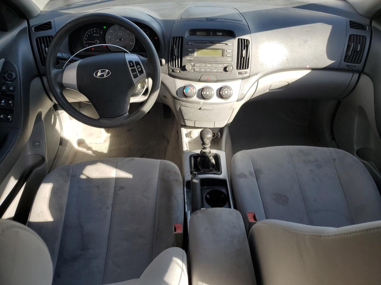 Hyundai ELANTRA Gls Image 11
