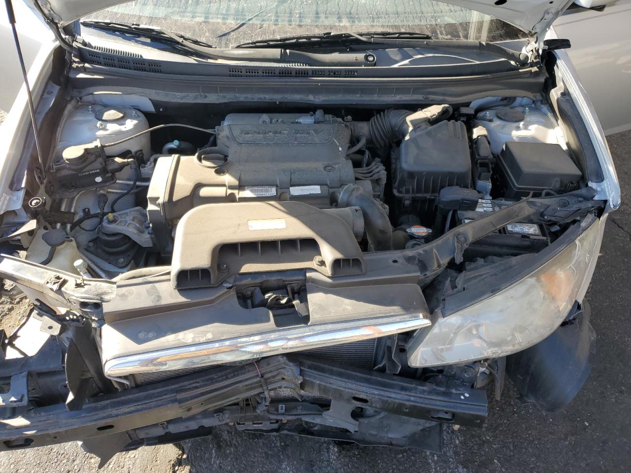 Hyundai ELANTRA Gls Image 7