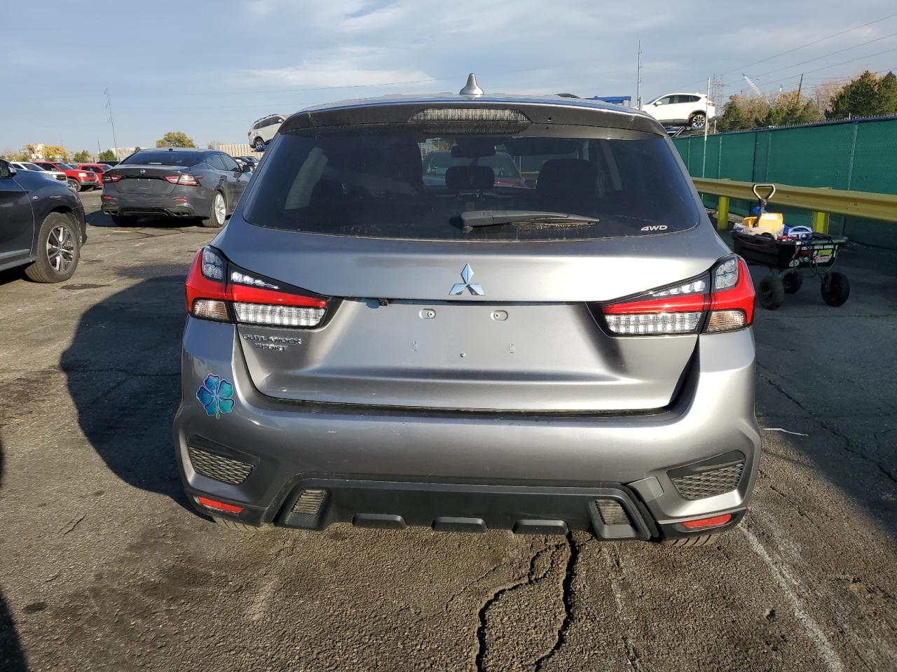 Mitsubishi Outlander S/se Image 2