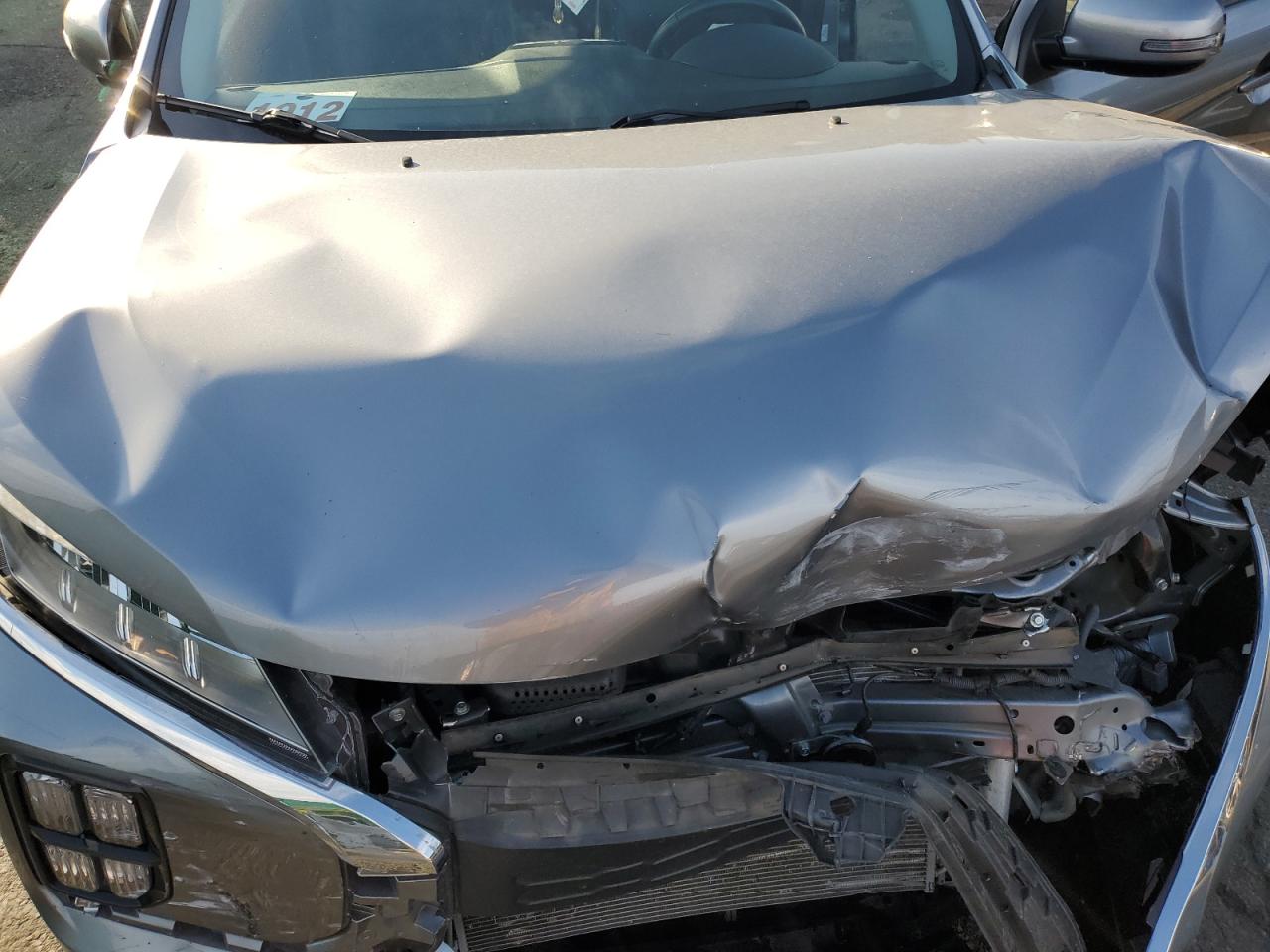 Mitsubishi Outlander S/se Image 11