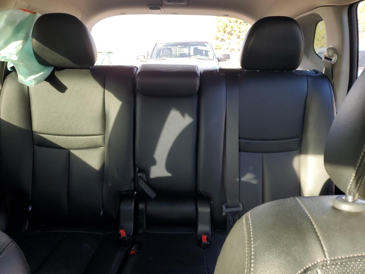 Nissan Rogue S Image 9