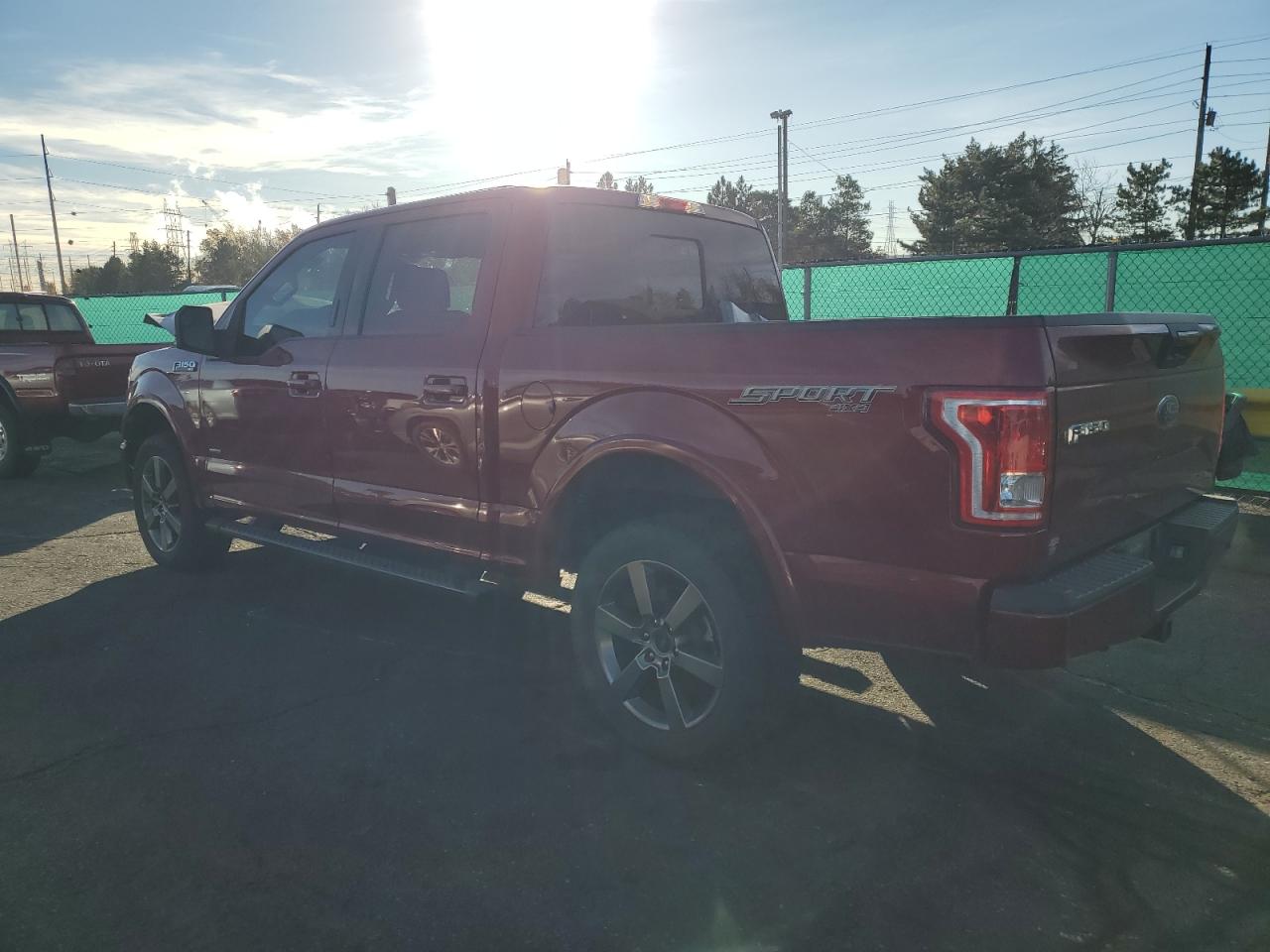 Ford F-150 Supercrew Image 11