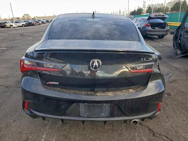 Acura ILX Premium A-spec Image 7