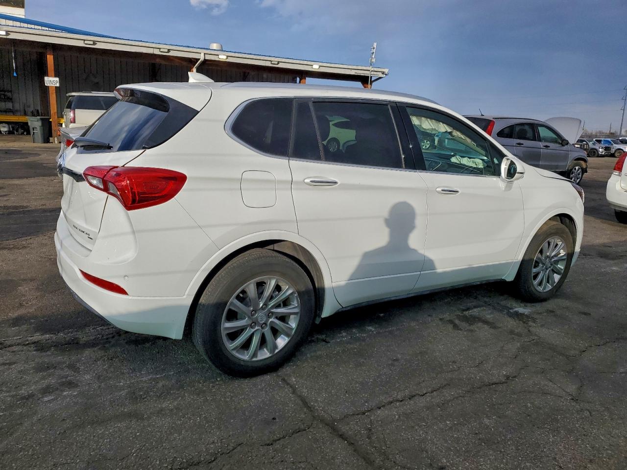 Buick Envision Essence Image 6