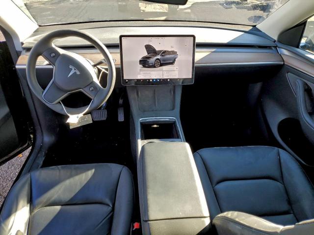 Tesla Model Y Image 5