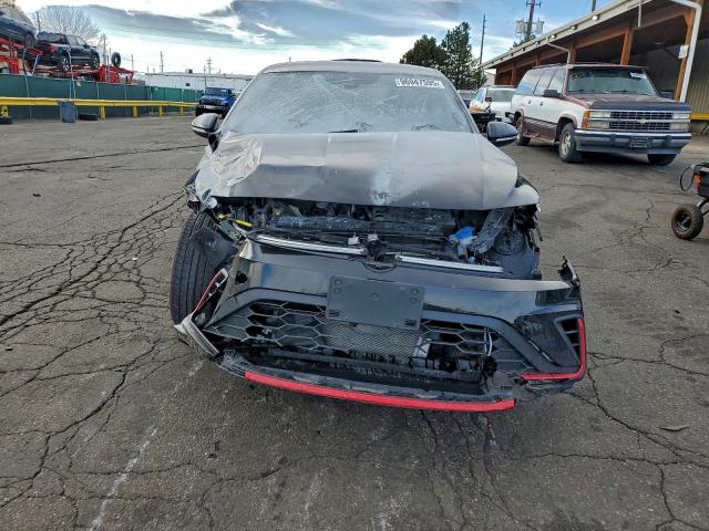 Volkswagen Jetta Gli Autobahn Image 11