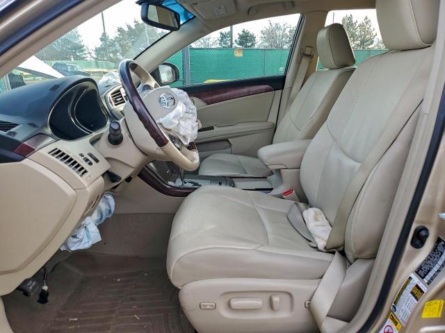 Toyota Avalon Base Image 10