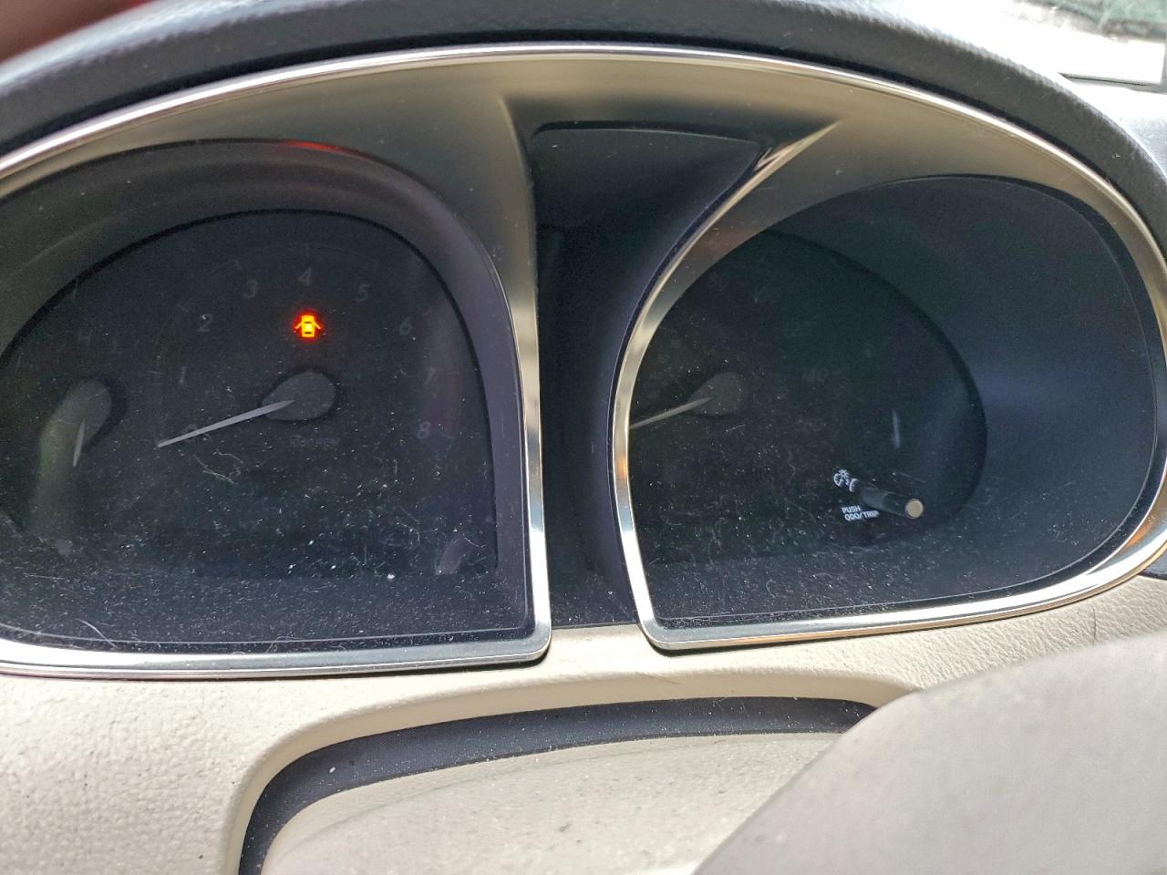 Toyota Avalon Base Image 12