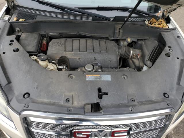 GMC Acadia Denali Image 12