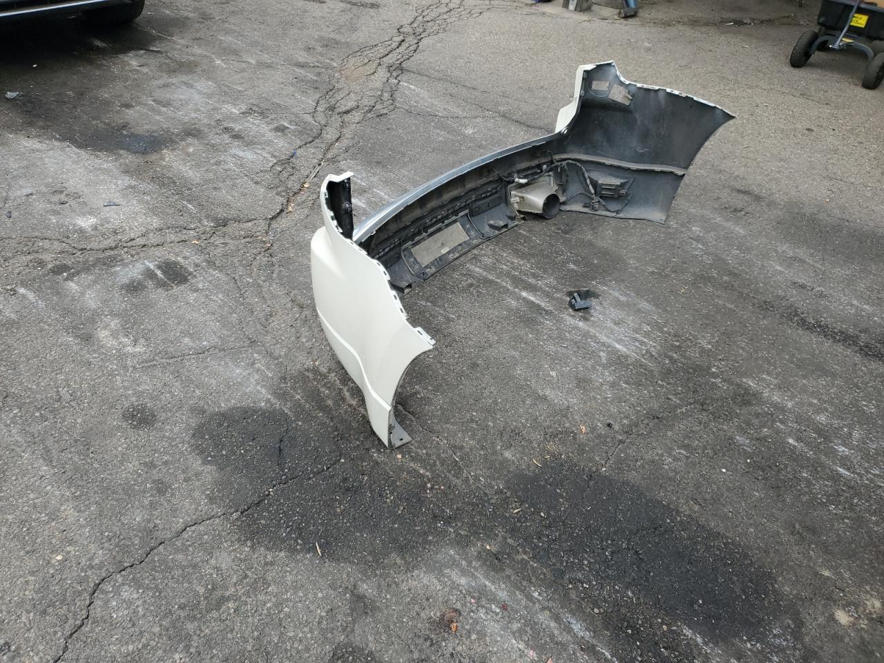 GMC Acadia Denali Image 10