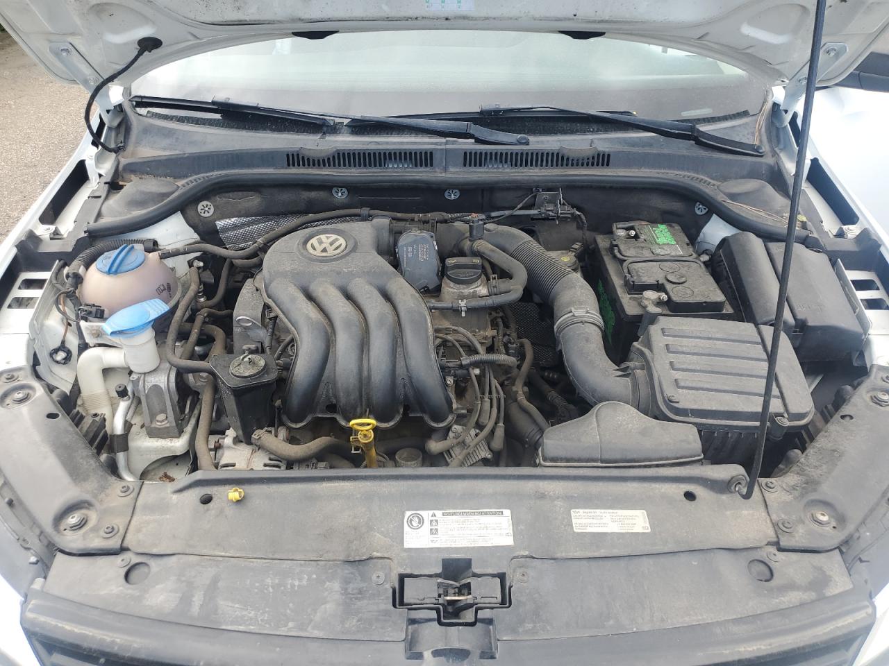 Volkswagen Jetta Base Image 11