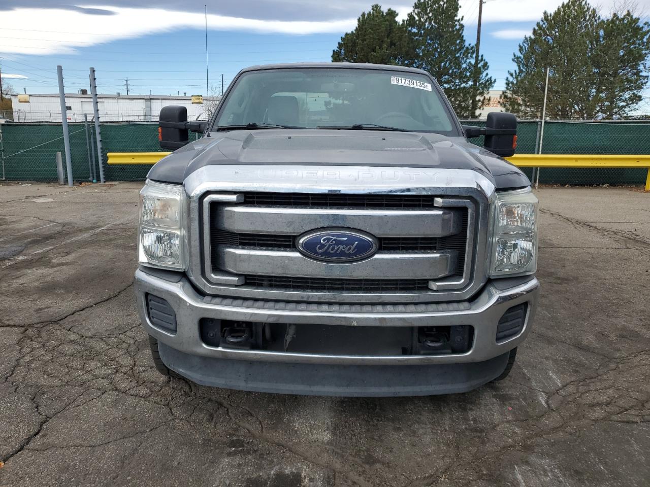 Ford F-350 Super Duty Image 4