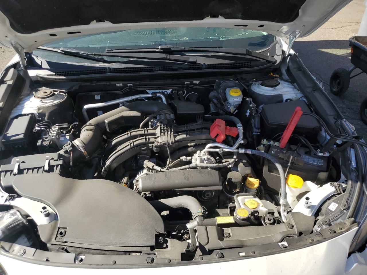 Subaru Legacy Image 8