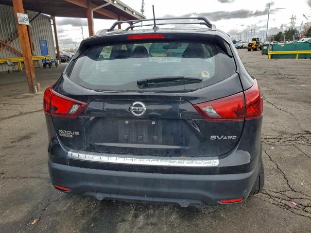 Nissan Rogue S Image 3