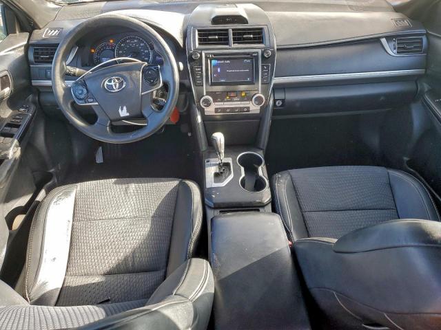 Toyota Camry Base Image 2