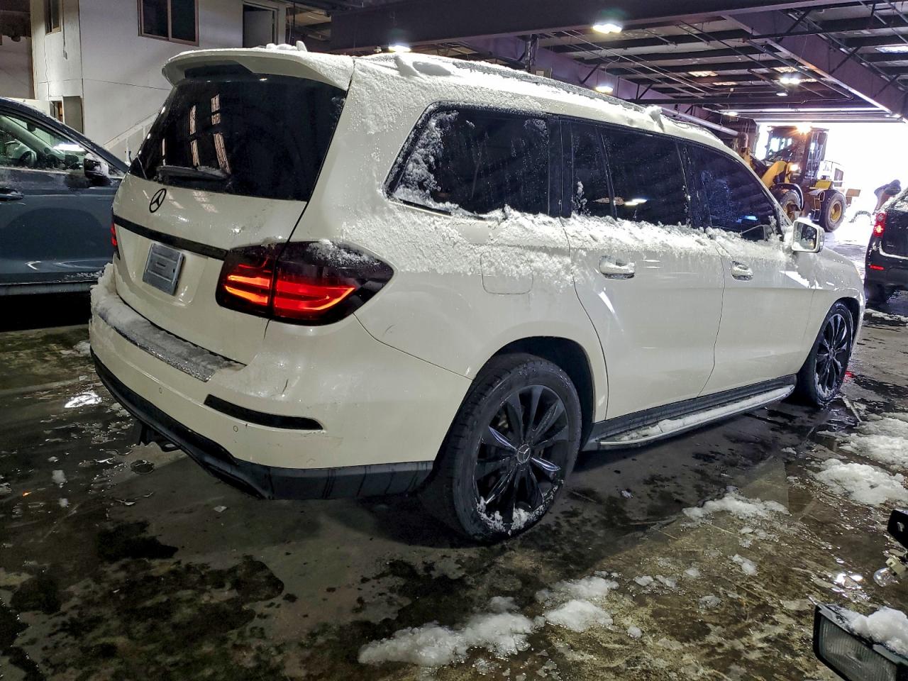 Mercedes-Benz G-Class 450 4matic Image 11