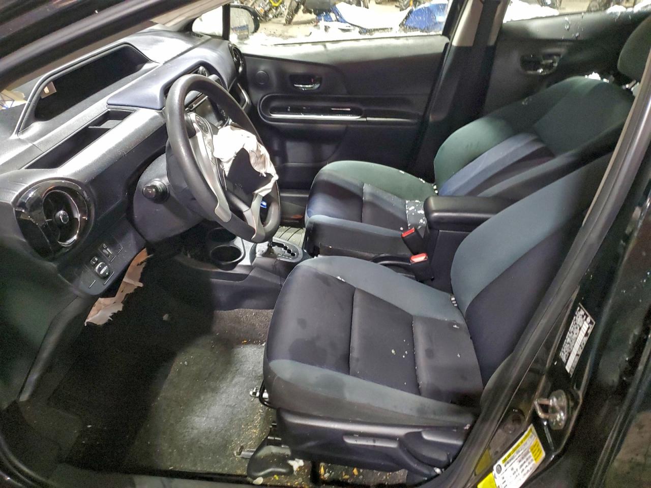 Toyota Prius Image 11