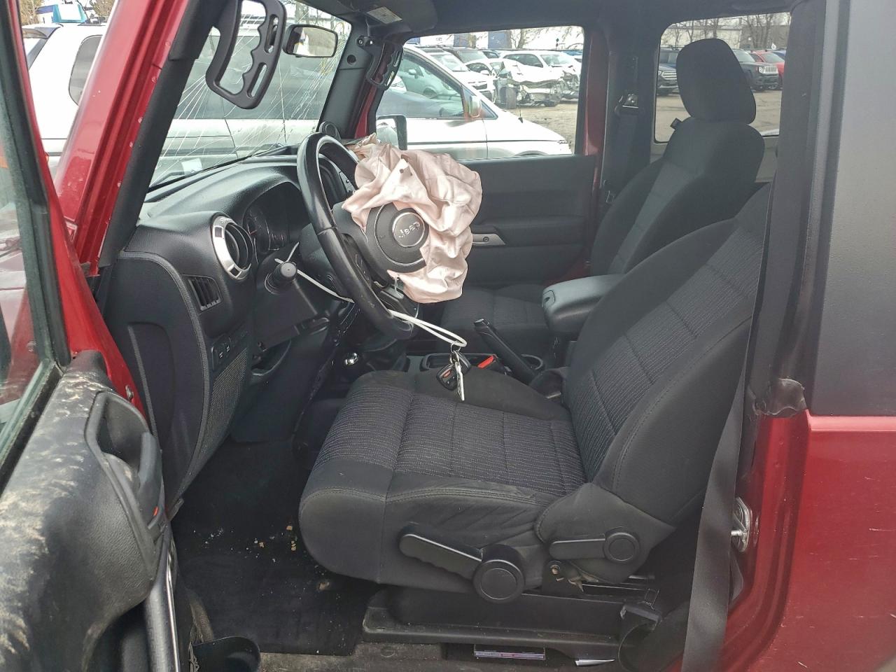 Jeep Wrangler Rubicon Image 13