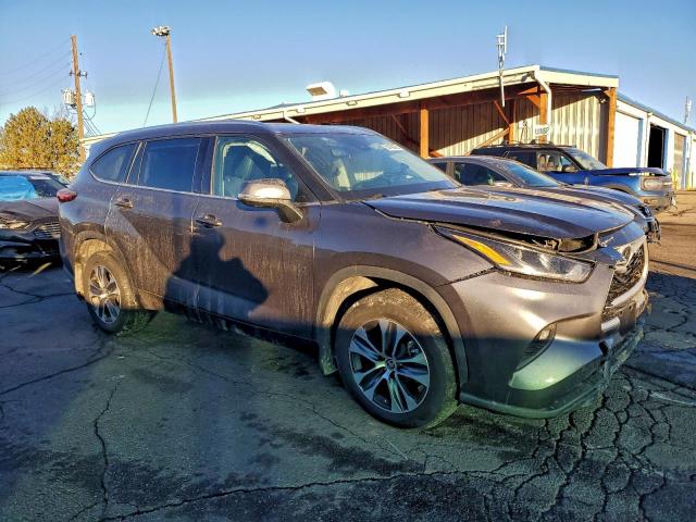 Toyota Highlander Xle Image 4