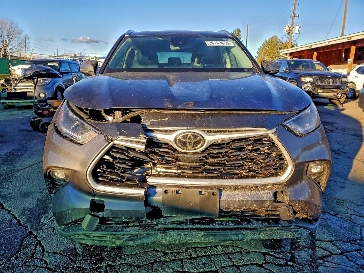 Toyota Highlander Xle Image 11
