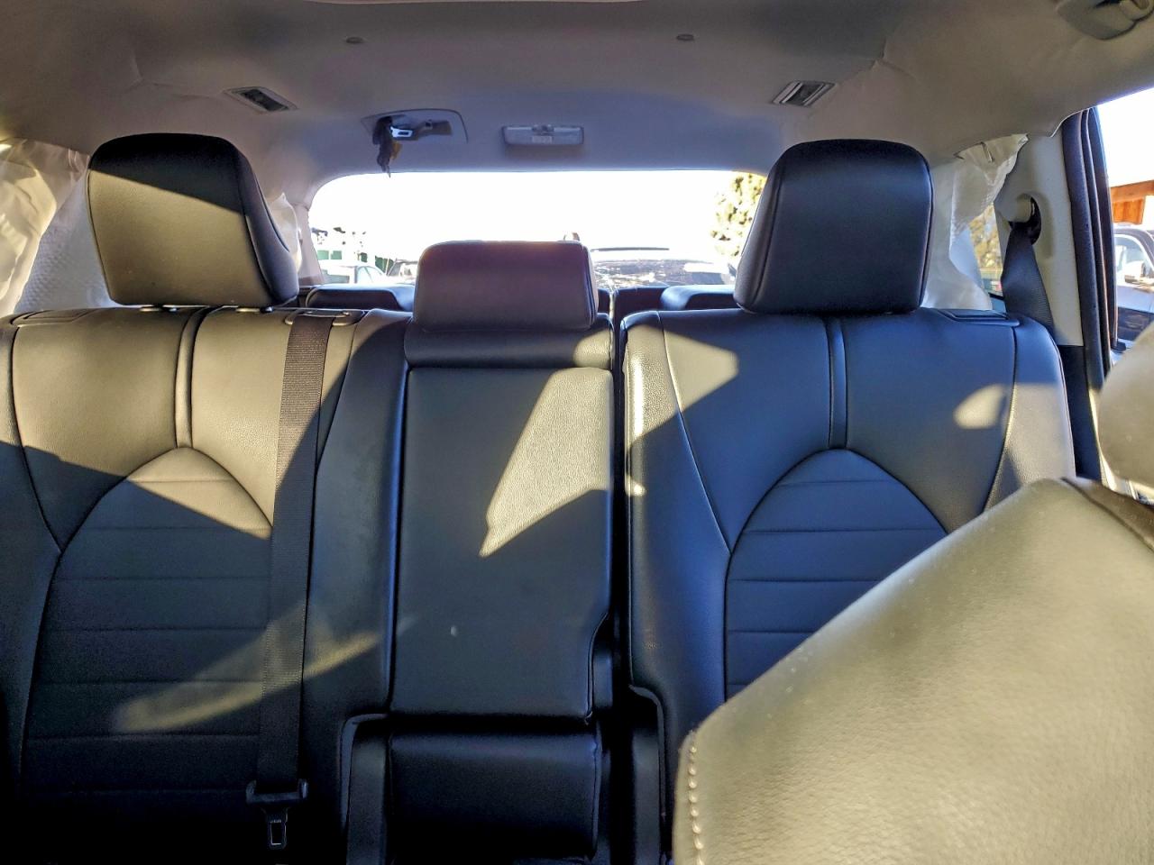 Toyota Highlander Xle Image 3