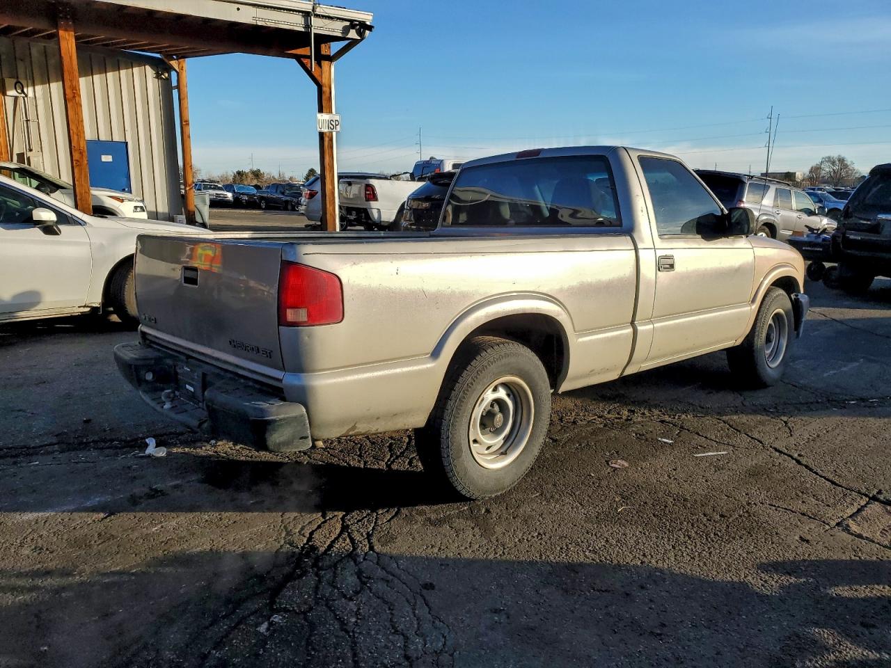 Chevrolet S-10 S10 Image 5