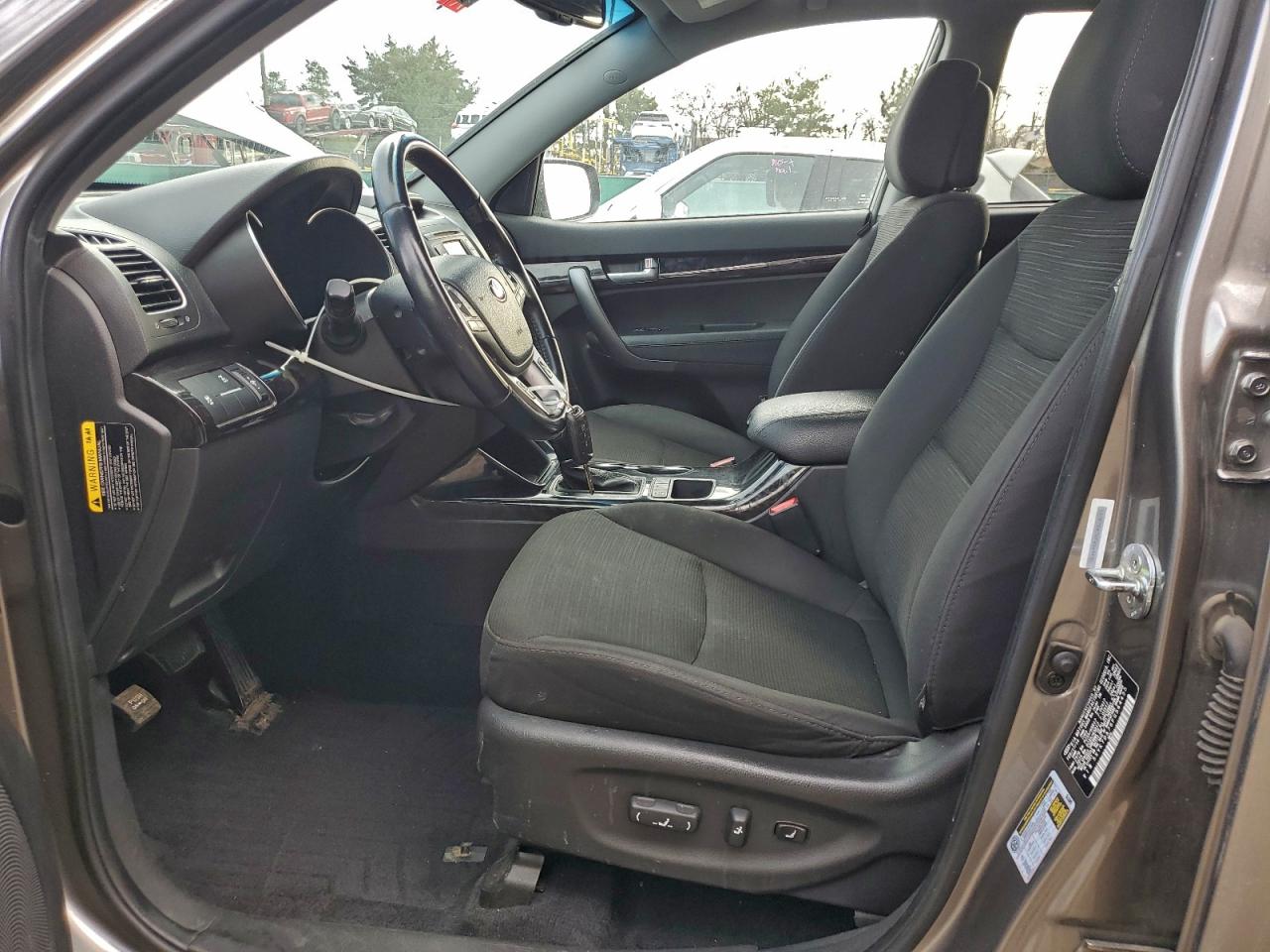 Kia Sorento Lx Image 4