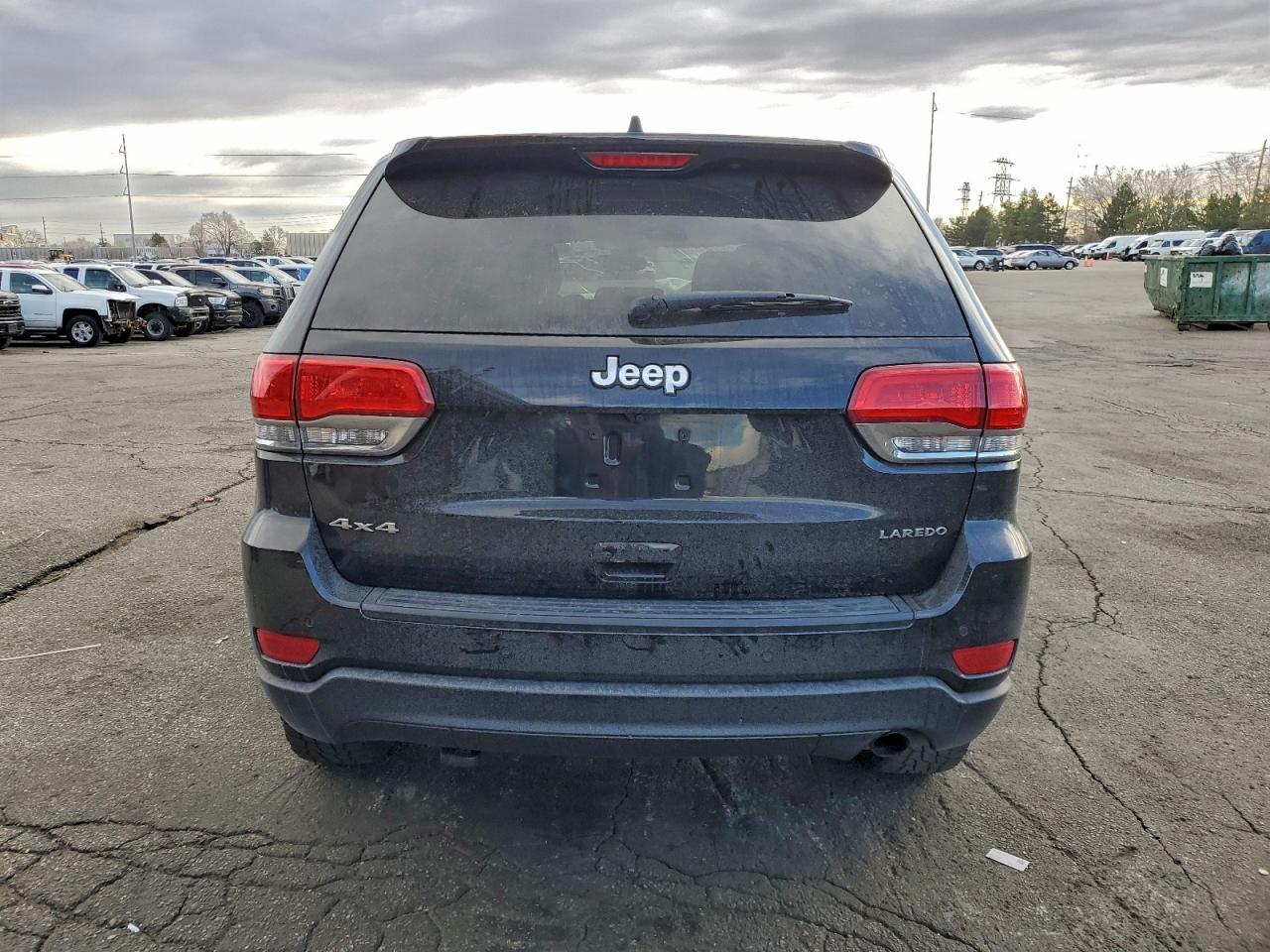 Jeep Grand Cherokee Laredo Image 4