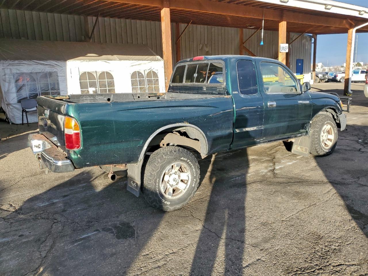 Toyota Tacoma Xtracab Image 2