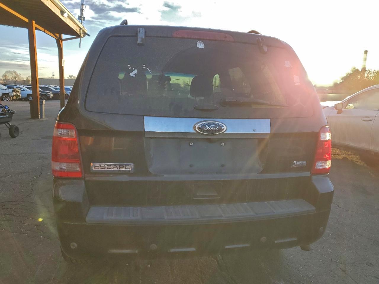 Ford Escape Limited Image 2