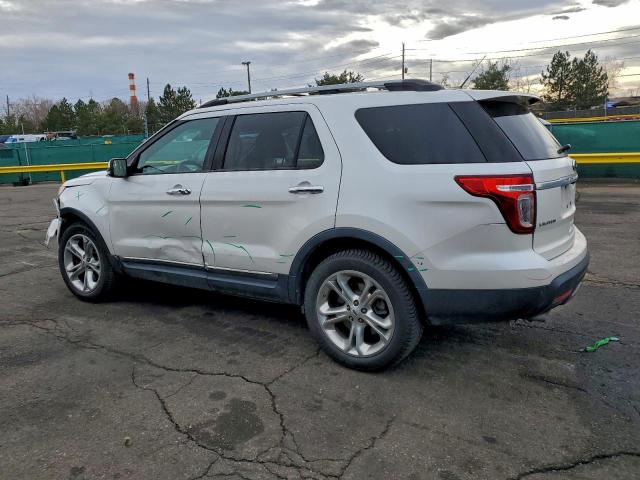 Ford Explorer Limited Image 2
