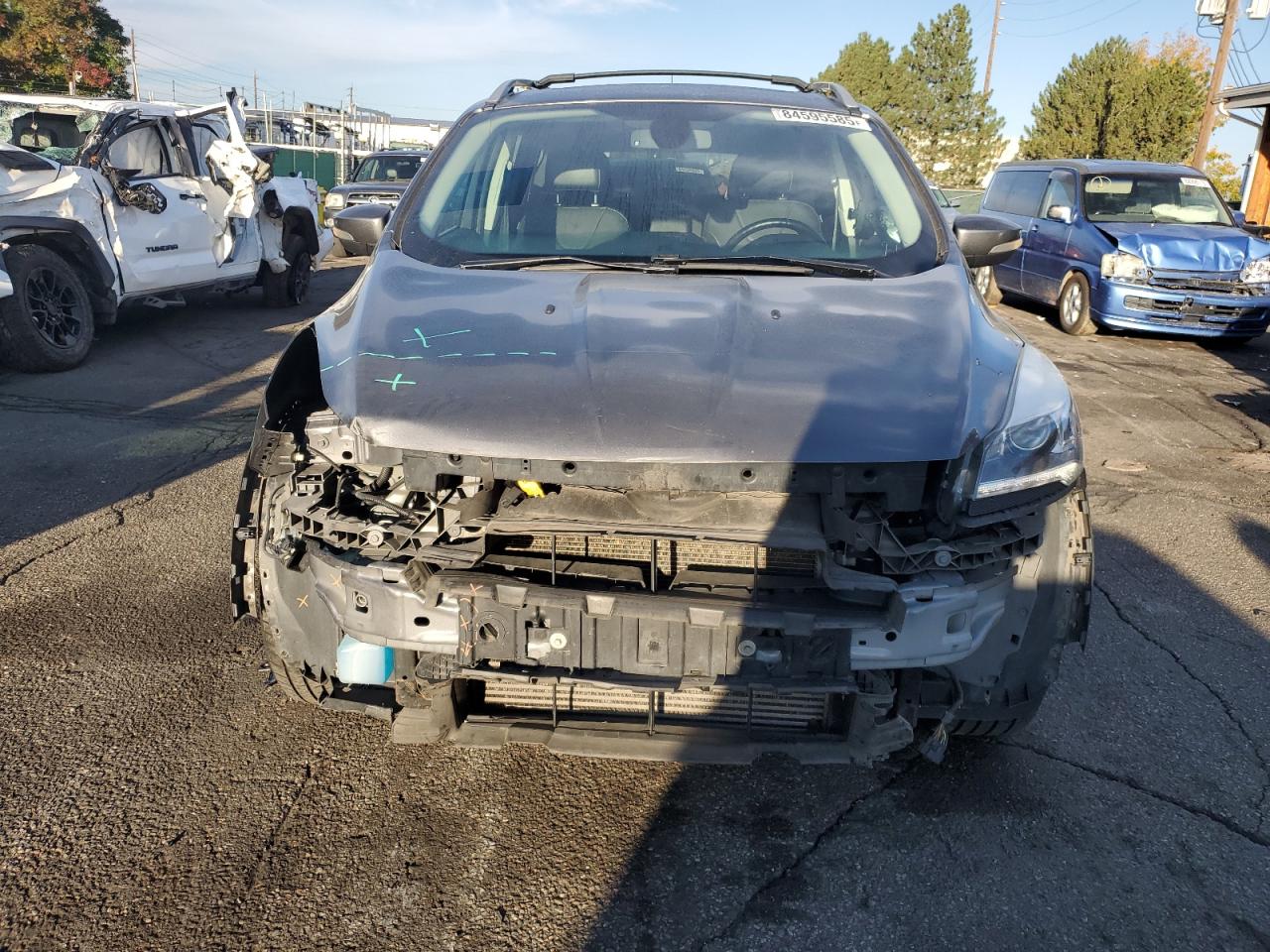 Ford Escape Titanium Image 6