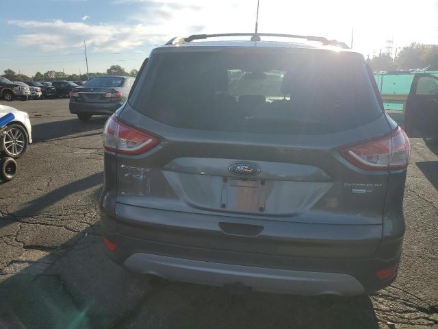 Ford Escape Titanium Image 2