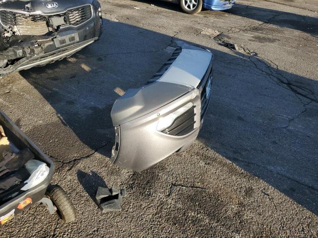 Ford Escape Titanium Image 12