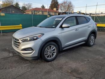  Salvage Hyundai TUCSON