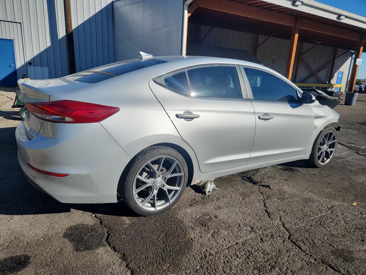 Hyundai ELANTRA Sel Image 11