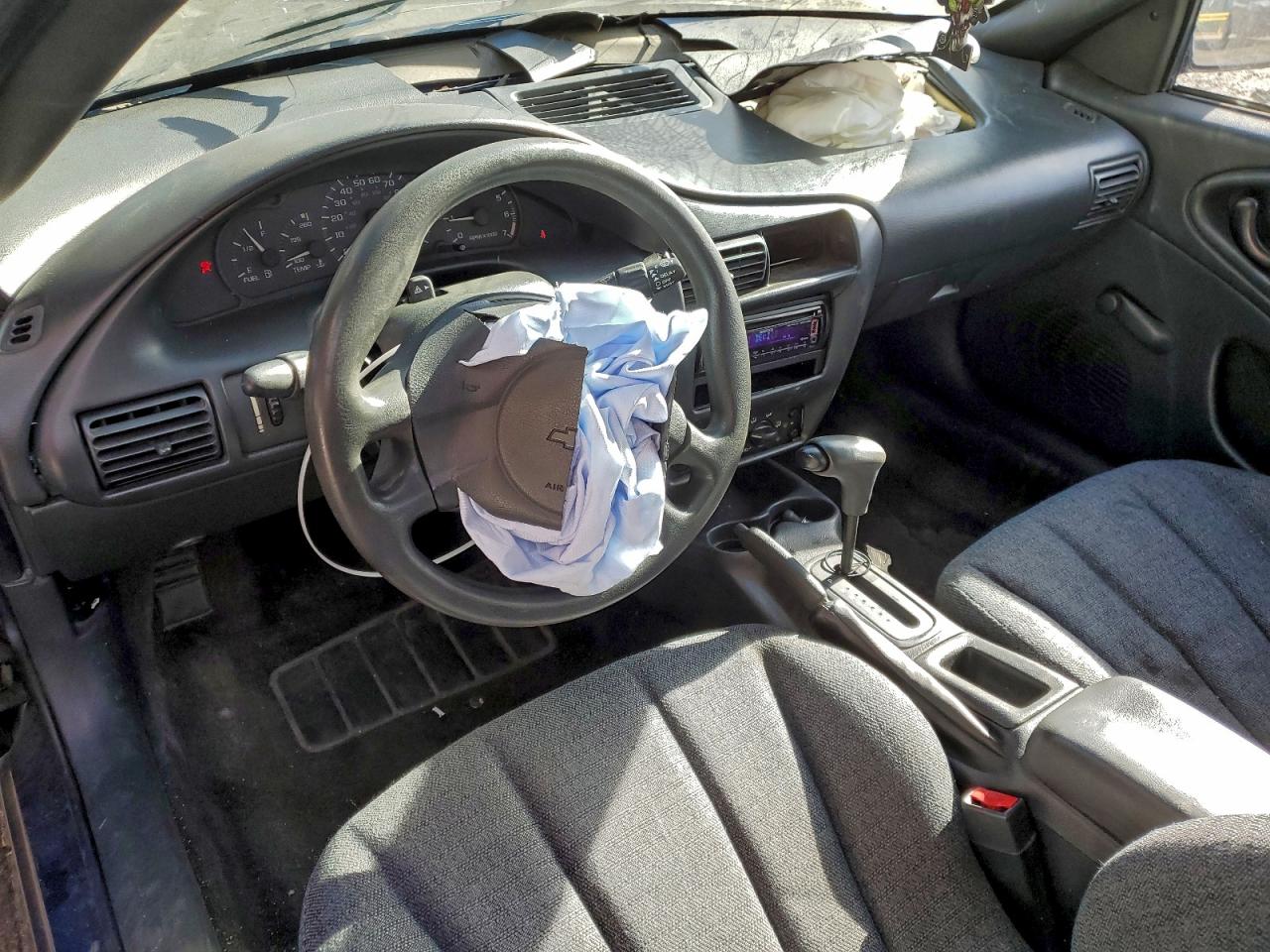 Chevrolet Cavalier Image 7