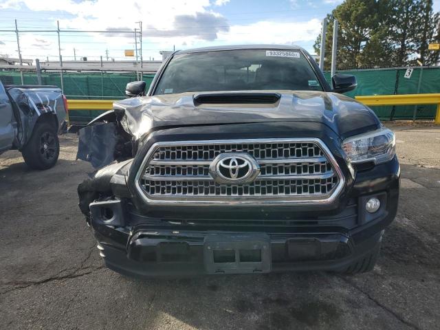 Toyota Tacoma Double Cab Image 2