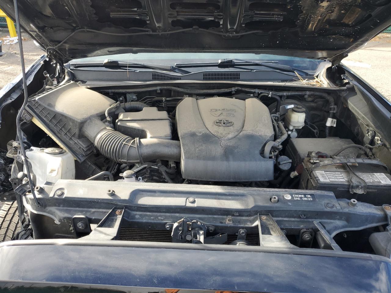 Toyota Tacoma Double Cab Image 9