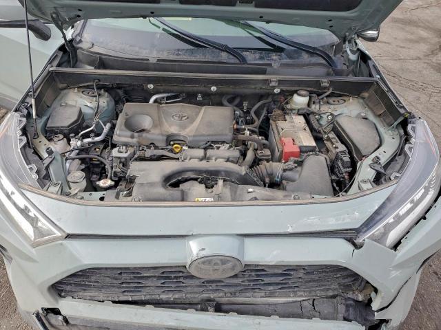 Toyota RAV4 Xle Image 9