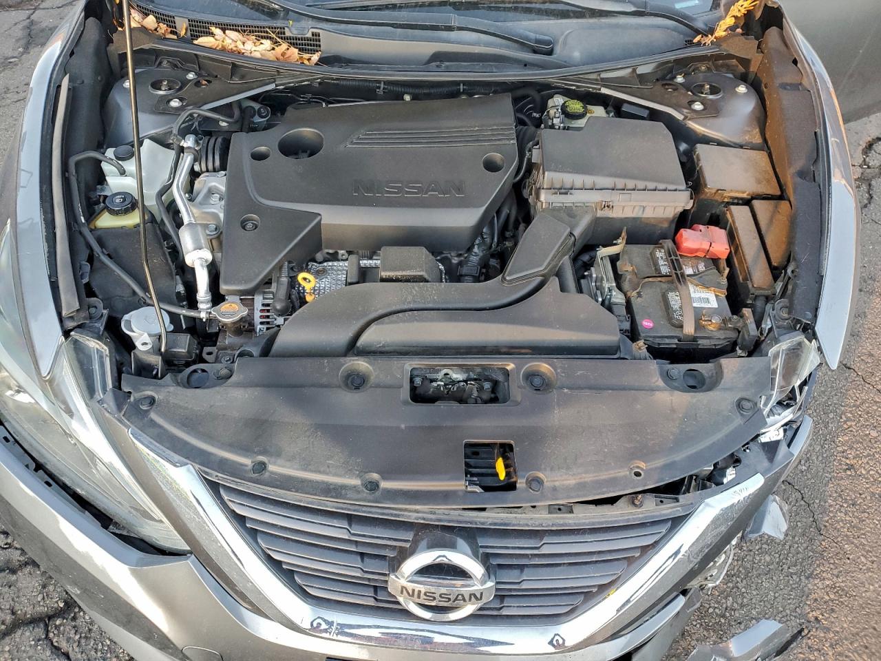 Nissan Altima 2.5 Image 8