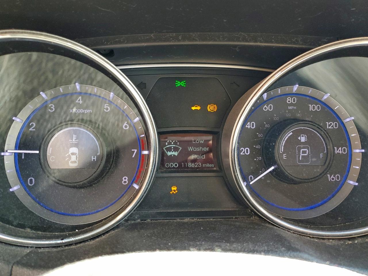 Hyundai SONATA Gls Image 7