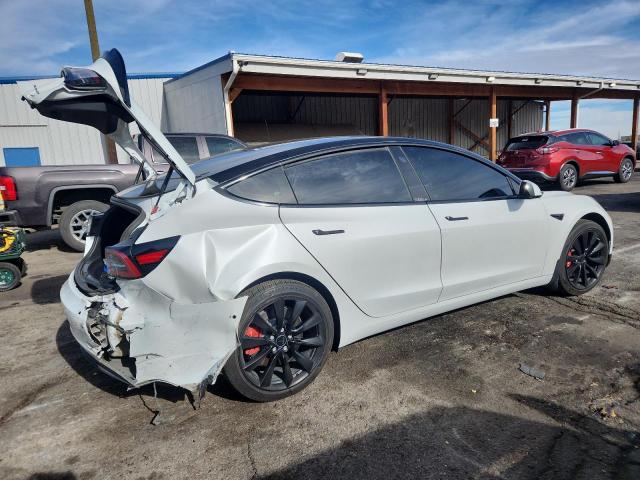 Tesla Model 3 Image 4