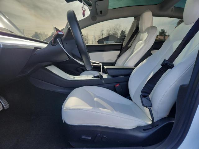 Tesla Model 3 Image 9