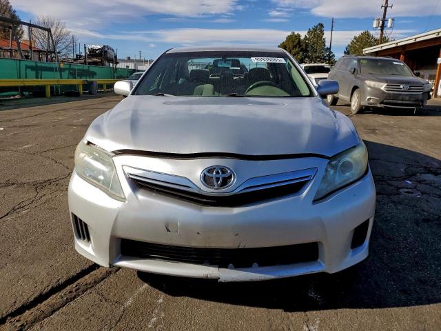 Toyota Camry Hybrid Image 12