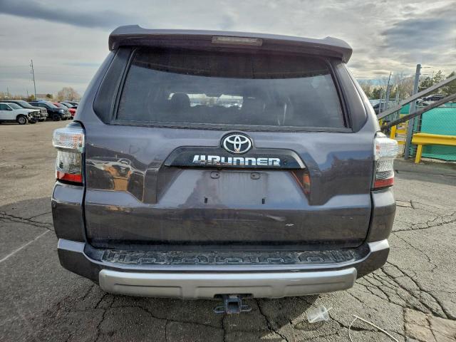 Toyota 4Runner Sr5 Premium Image 13