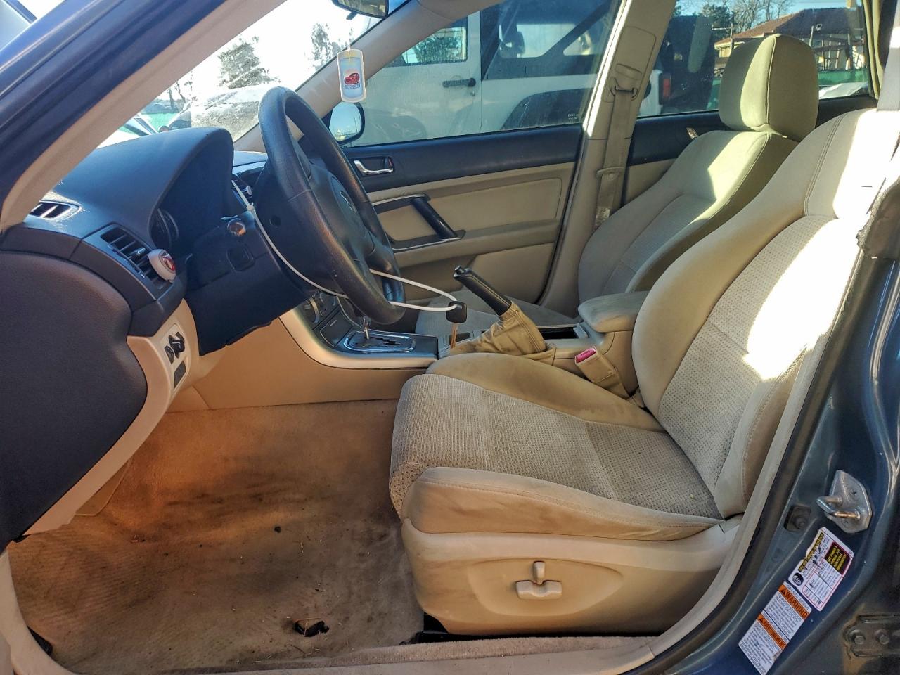 Subaru Legacy 2.5i Limited Image 7