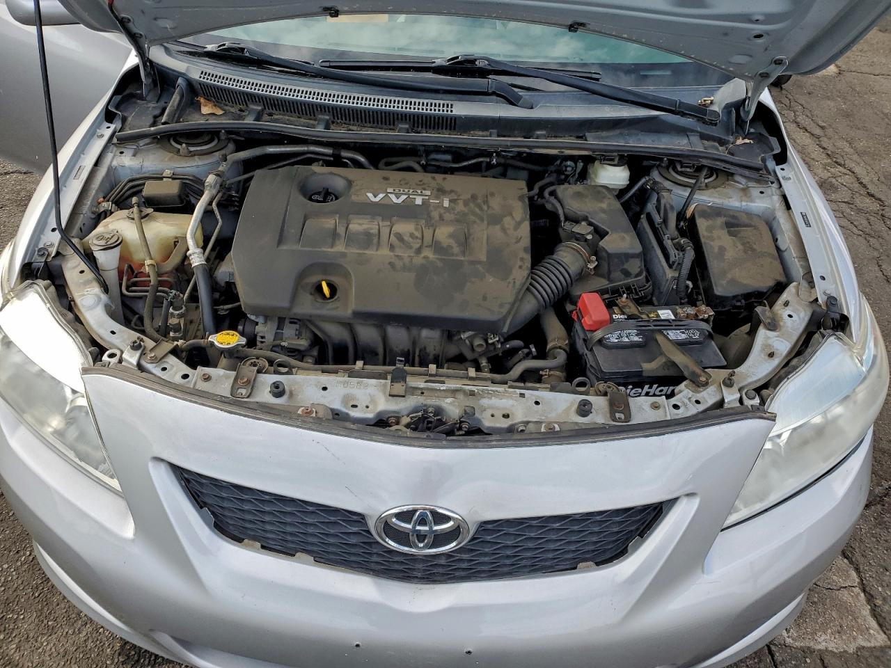 Toyota Corolla Base Image 6